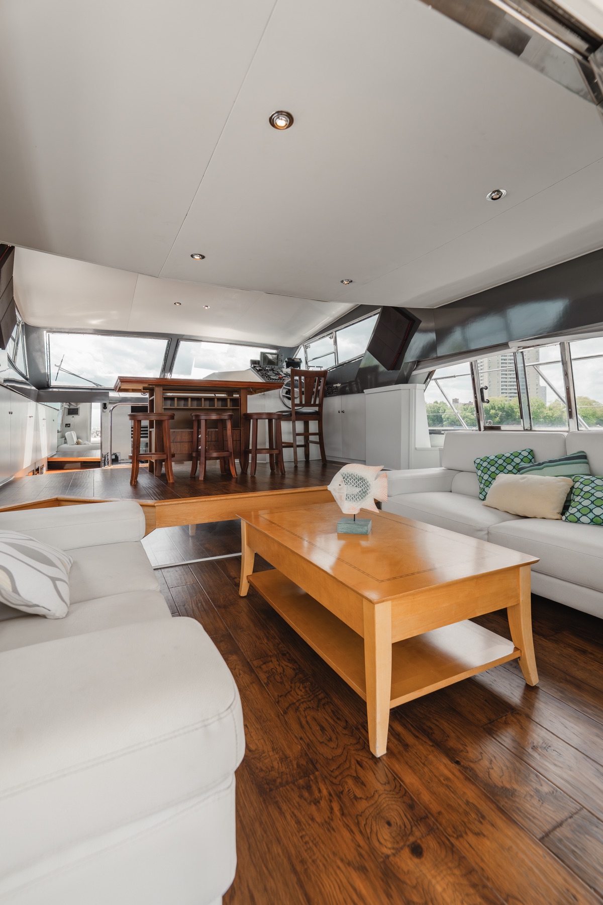 Valhalla Yacht Charters main level photo 6