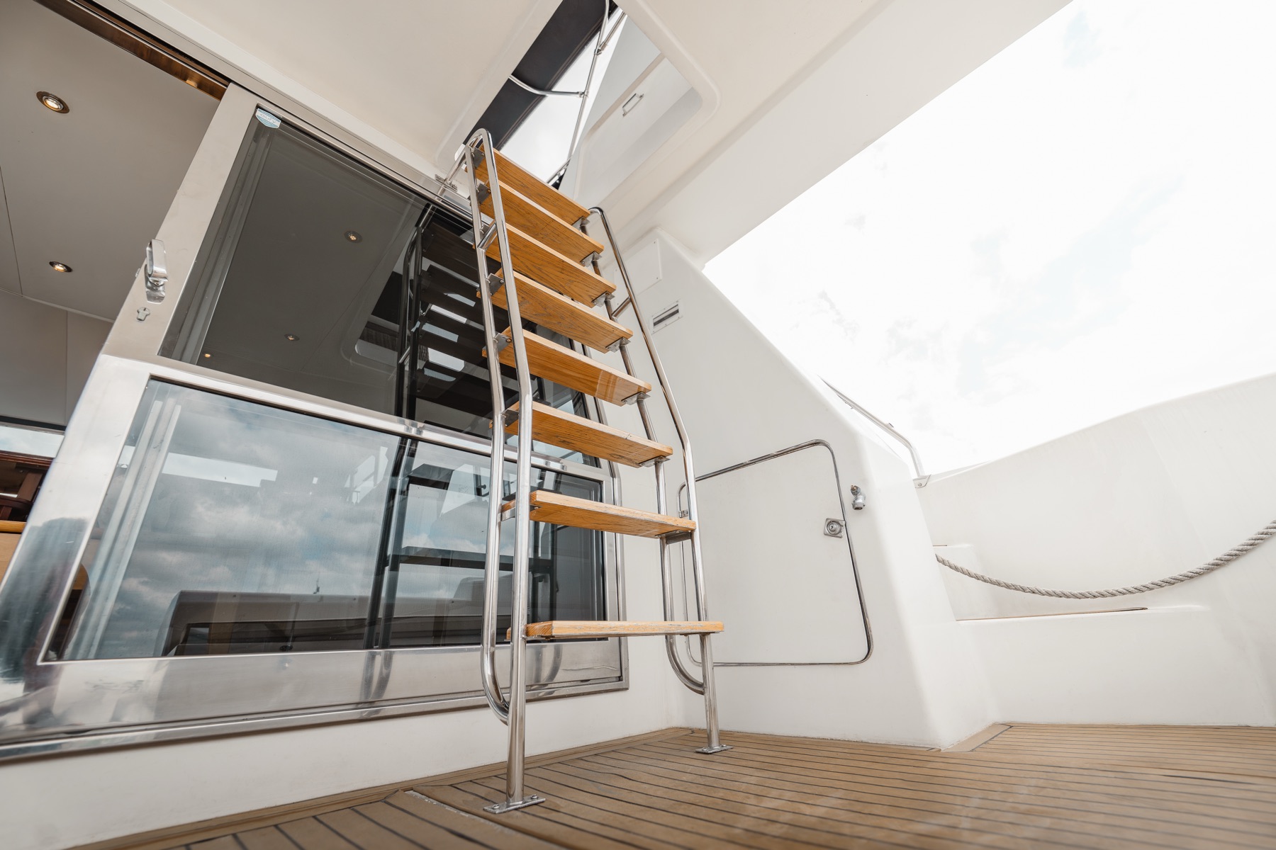 Valhalla Yacht Charters rear deck photo 7
